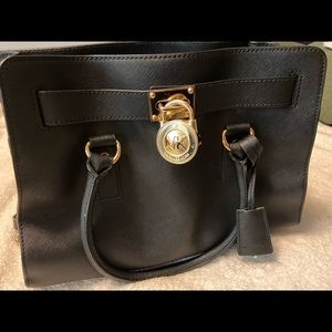 Black MK purse don’t use anymore